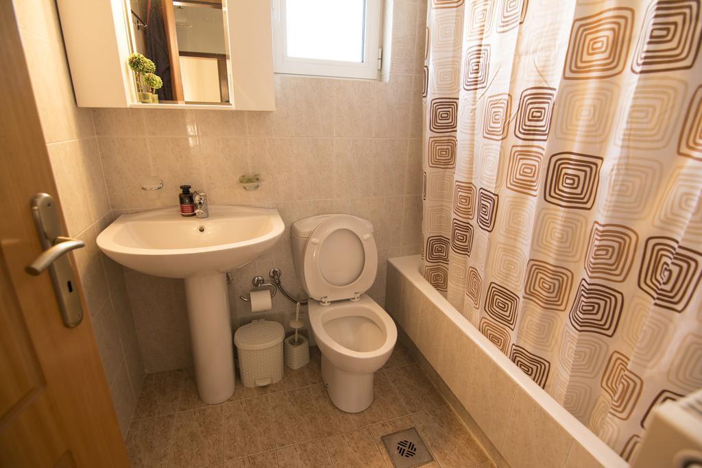 Beachway Home Kato Daratso Exterior photo